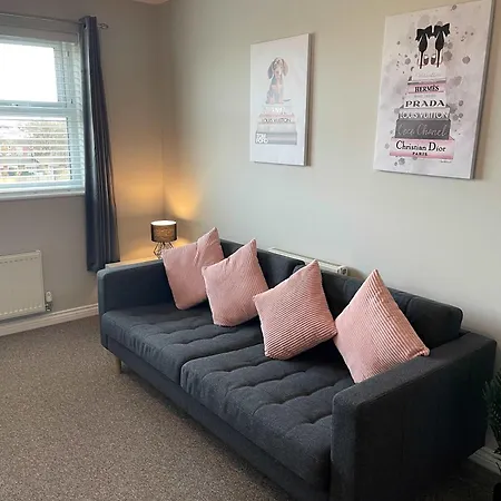 2 Bedroom